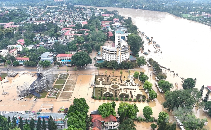 Lũ lụt đã để lại cho tỉnh Tuyên Quang thiệt hại nặng nề. Ảnh: Đào Thanh.