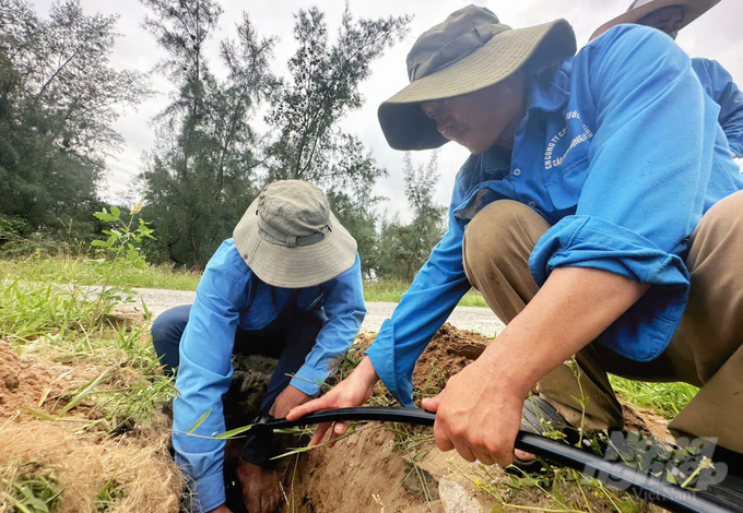 Việc đầu tư xây dựng công trình cấp nước tập trung, nhất là tại miền núi, các doanh nghiệp không mặn mà vì hiệu quả đầu tư thấp. Ảnh: Thanh Nga.