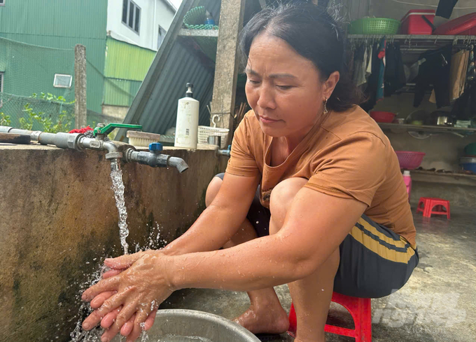 Trong trường hợp vẫn giữ tỷ lệ như hiện nay, các cấp cần đầu tư nguồn lực tương xứng để 'phủ' công trình cấp nước tập trung tại các địa phương. Ảnh: Thanh Nga.