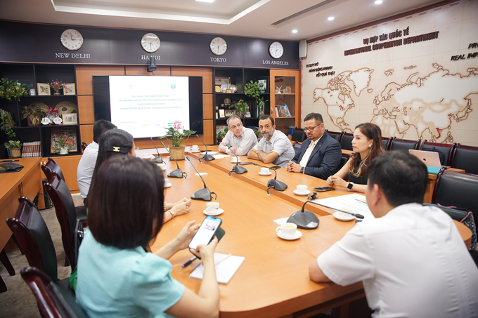 A representative from One CGIAR emphasized the need to transition from passive response to a state of preparedness and resilience. Achieving this requires strong support from the global scientific community. Photo: Linh Linh.