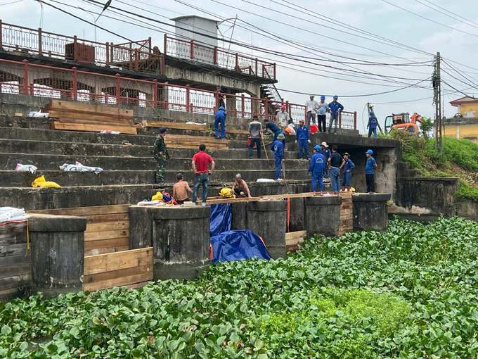 Some irrigation works in Hai Phong have degraded and are unable to meet the demands of increasingly complex natural disasters. Photo: Dinh Muoi.