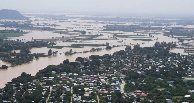 Thủ đô Naypyitaw của Myanmar chìm trong biển nước. Ảnh: AP.