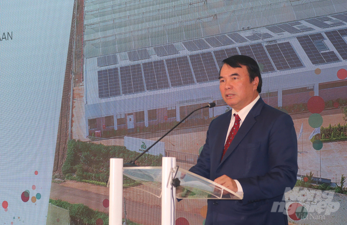 Mr. Pham S, Vice Chairman of the Lam Dong Provincial People's Committee, speaks at the inauguration ceremony of the Rijk Zwaan Vietnam Research and Development Center. Photo: PC.