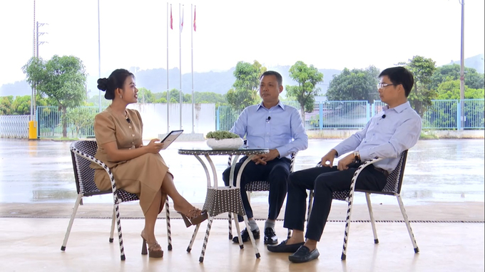 Vietnam Agriculture Newspaper's talk show with Mr. Nguyen Thanh Cong (middle) and Mr. Nguyen Thanh Tùng (right). Photo: VAN.