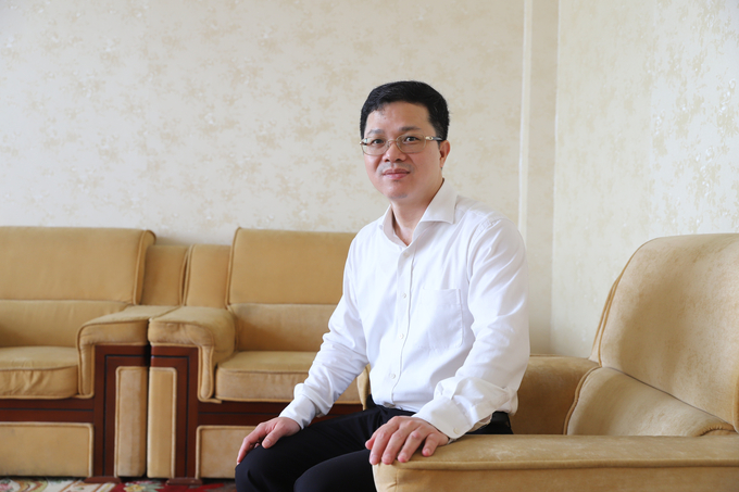 Nguyen Van Long, Director of the Department of Animal Health in an interview with Vietnam Agricultural News. Photo: Dinh Muoi.