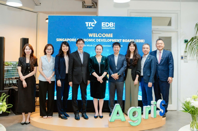 The Singapore Economic Development Board (EDB) expressed its eagerness to participate in TTC AgriS's sustainable agricultural economic value chain during a meeting between the two parties on September 10, 2024.