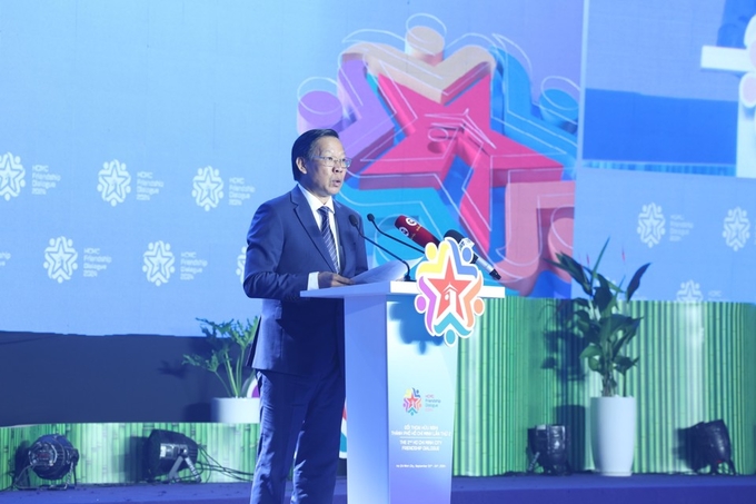 Chairman of Ho Chi Minh City People's Committee Phan Van Mai speaks at the 2024 friendship dialogue. Photo: HT.