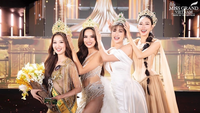 Quế Anh (bên trái ngoài cùng) đại diện Việt Nam tham dự Miss Grand International 2024. Ảnh: Viet Quyteam