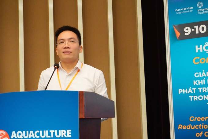 Mr. Nguyen Van Huu, a representative of the Fisheries Department (Ministry of Agriculture and Rural Development), stated that the total global seaweed production reaches over 36 million tons, valued at 8.3 billion USD. Photo: Hong Tham.