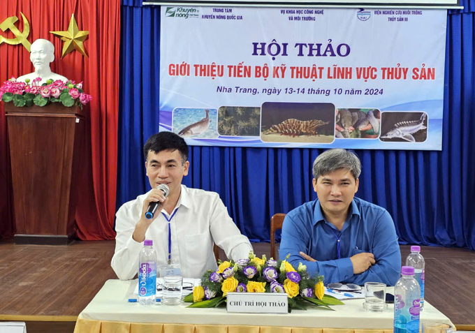 Lãnh đạo Trung tâm Khuyến nông Quốc gia và Viện Nghiên cứu Nuôi trồng thủy sản III chủ trì hội thảo. Ảnh: KS.