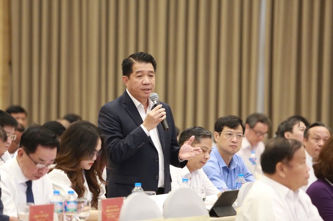 Mr. Vu Manh Hung, Vice Chairman of the Vietnam Digital Agriculture Association (VIDA), Head of the Connection Committee of the Eurocham Agriculture Subcommittee, and Chairman of Hung Nhon Group, shared at the forum.