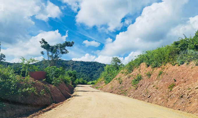 Dự án đường giao thông từ xã Đăk Ne (huyện Kon Rẫy) đi huyện Kbang (tỉnh Gia Lai) mới chỉ giải ngân chưa đến 1%. Ảnh: CTV.