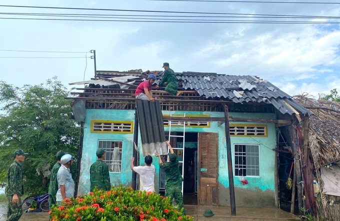 Houses of coastal residents in U Minh District are vulnerable to damage from extreme weather. Photo: Trung Dung.