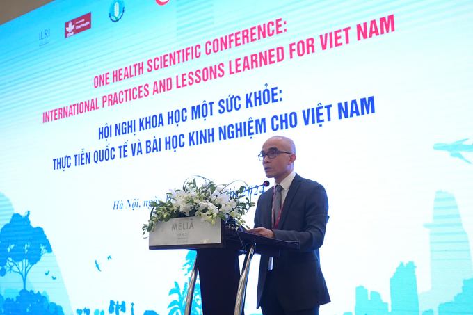 Deputy Director of the International Cooperation Department under Ministry of Agriculture and Rural Development To Viet Chau delivering a speech at the conferrence. Photo: Tung Dinh.