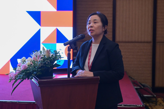 Acting Director of the Veterinary Institute Pham Thi Ngoc speaks at the workshop. Photo: Tung Dinh.