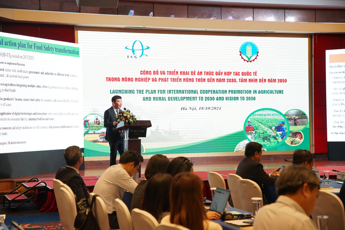 Mr. Nguyen Do Anh Tuan, Director of the International Cooperation Department at MARD speaking at the launching of 'Plan for internation cooperation promotion in agriculture and rural Development to 2030 and vision to 2050'. Photo: Linh Linh.