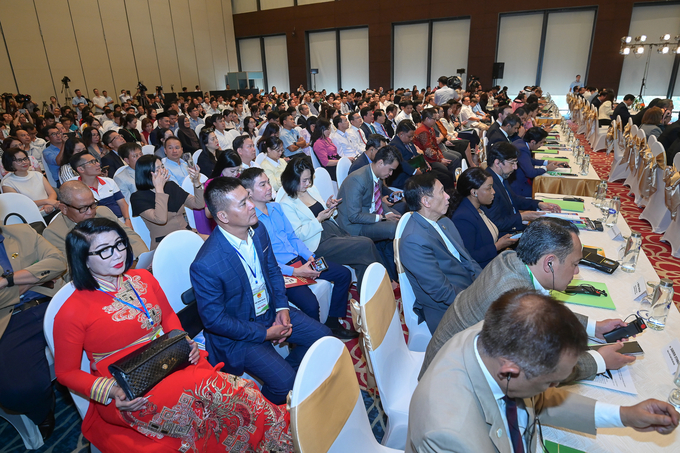 The conference attracted 600 delegates attending in person and online, including more than 50 international delegations. Photo: Tung Dinh.