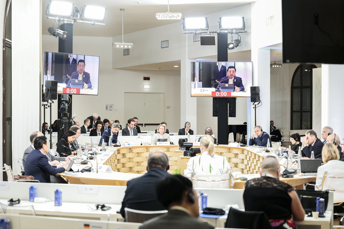 FAO Director-General QU Dongyu delivers his speech during the G7 Development Ministers' Meeting Session on Crisis in the Middle East, Pescara, Italy.