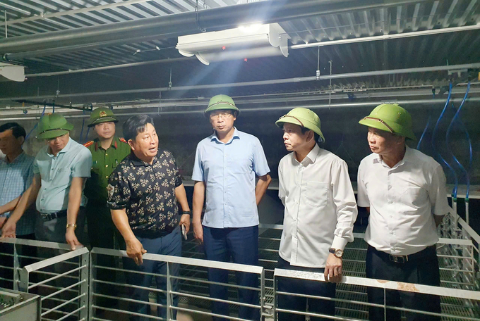 The working delegation from Hai Ha district (Quang Ninh) inspected and worked with Greentech Livestock Joint Stock Company. Photo: NT.