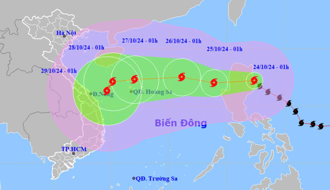 Bão Trà Mi là cơn bão rất phức tạp. Ảnh: NCHMF.