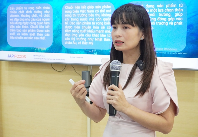 Dr. Nguyen Thi Sam, Director of Japi Foods Co., Ltd., believes that building a value chain creates sustainable value for the seaweed industry. Photo: Doan Trang.