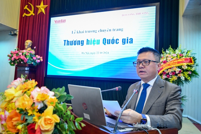 Ông Lê Quốc Minh phát biểu khai mạc tại Lễ khai trương chuyên trang Thương hiệu quốc gia tại tòa soạn Báo Nhân Dân, Hà Nội. Ảnh: Báo Nhân Dân.