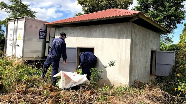 The amount of pesticide packaging waste collected and processed is still limited. Photo: PC.