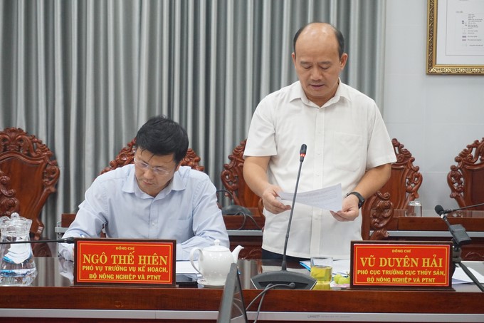 Deputy Director of the Department of Fisheries Vu Duyen Hai pointed out gaps in fishing vessel management in Tra Vinh province. Photo: Ho Thao.