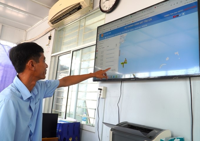 Fishing vessel monitoring system at Tran De fishing port. Photo: Kim Anh.