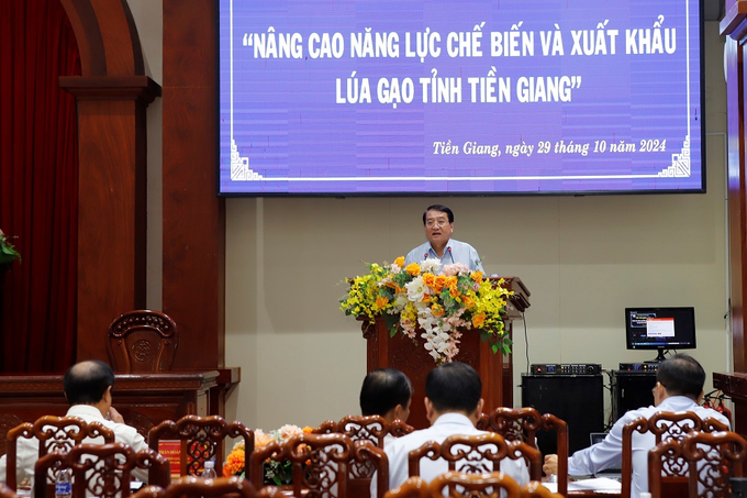 Mr. Pham Van Trong, Deputy Chairman of the Tien Giang Provincial People's Committee, stated that relationships among the four parties: the government, businesses, farmers, and scientists need strengthening.