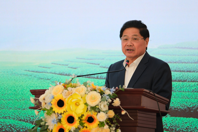 Former Deputy Minister of Agriculture and Rural Development, Le Quoc Doanh, delivered a speech at the tea development forum. Photo: Quynh Chi.