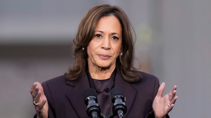 Bà Kamala Harris có bài phát biểu sau thất bại trong cuộc bầu cử Tổng thống năm 2024 tại khuôn viên trường Đại học Howard ở Washington DC, hôm 6/11. Ảnh: AP.