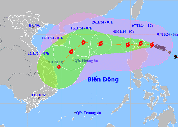 Trong khoảng 20 giờ tới, tâm bão Yinxing ở phía đông khu vực bắc Biển Đông, sức gió mạnh nhất cấp 14, giật cấp 16. Ảnh: NCHMF.