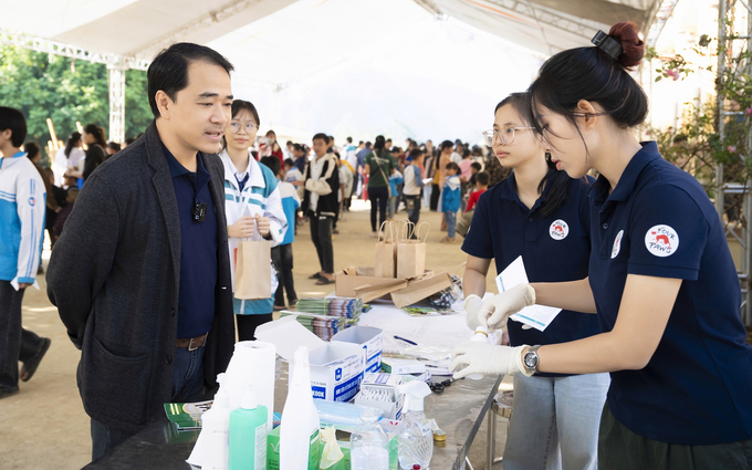 Many meaningful support activities were carried out by FOUR PAWS Vietnam during the festival. Photo: FP.