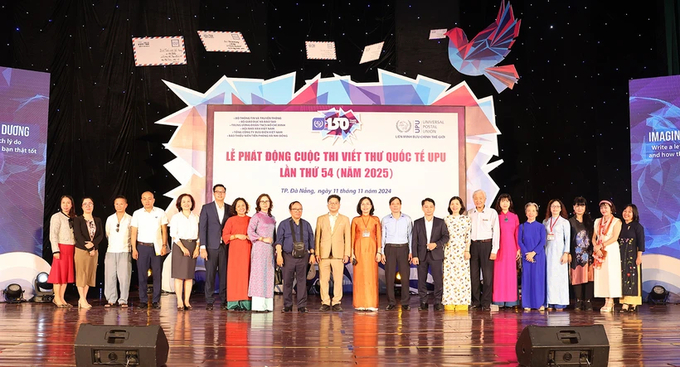 The ceremony for the 54th UPU International Letter-Writing Competition in 2025. Photo: VietnamPost.