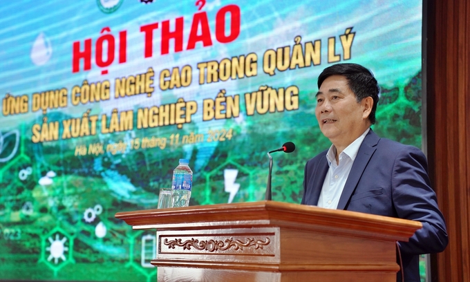 Nguyên Bộ trưởng Cao Đức Phát phát biểu tại hội thảo. Ảnh: VNUF.