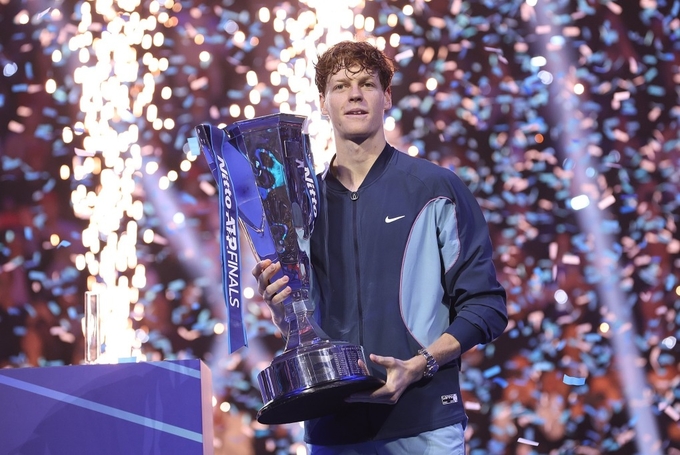 Tay vợt Sinner vô địch thuyết phục ATP Finals 2024.