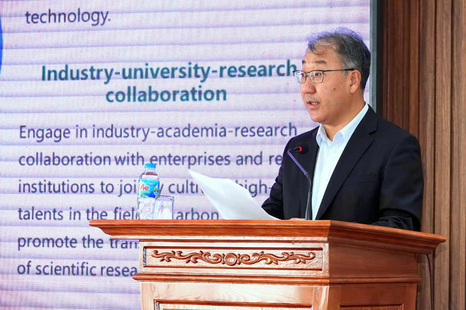 Prof. Dr. Wang Tao, Vice President of the Council of Beijing Forestry University, China.