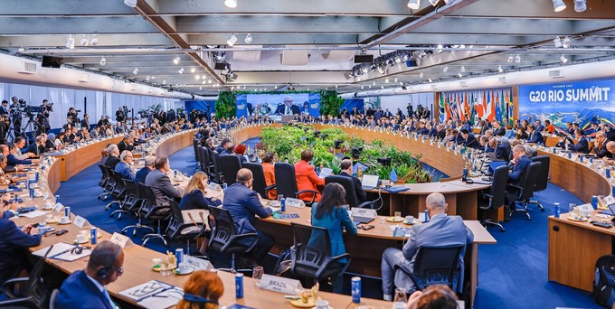 At the discussion session, leaders emphasized the role and importance of poverty eradication and promoting inclusive development. Photo: G20.