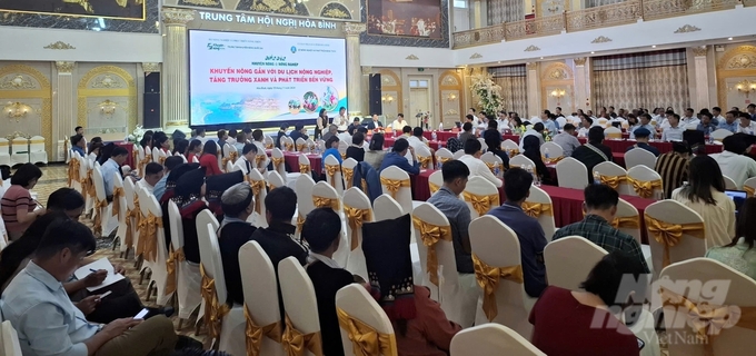 At the forum, many delegates pointed out that the development of agricultural tourism is still facing numerous challenges in practice. Photo: Trung Quan.