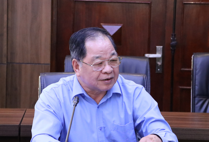 Mr. Ha Phuc Mich, President of the Vietnam Organic Agriculture Association, delivered a speech at the meeting. Photo: Phuong Linh.