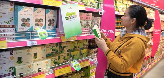 For OCOP-certified products, supermarket systems will more easily accept them because this is also the policy of Ho Chi Minh City and Vietnam to support OCOP products. Photo: VAN.