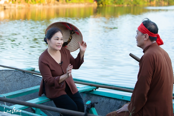 Sự luyến láy, nhấn nhá trong hát Đúm thể hiện nét duyên dáng, cái tình của người hát, càng nghe càng thiết tha. Ảnh: Long Giang.