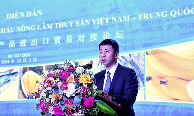 Mr. Li Rui, representative of the Yiwu City Government (Zhejiang, China), affirmed the wish to cooperate with Vietnam not only in agricultural products but also in education. Photo: Bao Thang.