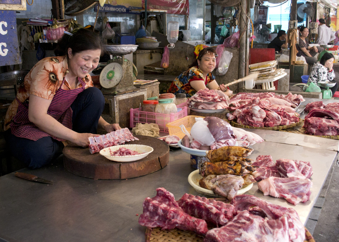 ILRI has implemented food safety interventions to mitigate risks at traditional markets. Photo: CGIAR.