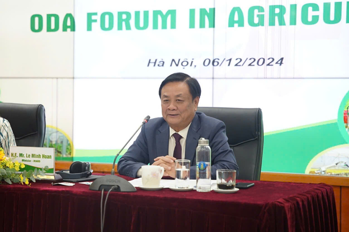 Minister Le Minh Hoan said that Vietnam also clearly feels the impact of ODA projects in Vietnam, helping to change the face of farmers and rural areas every day. Photo: Linh Linh.