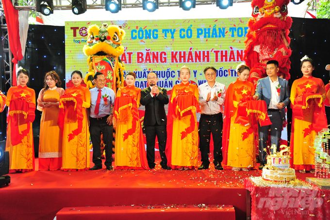 The inauguration ceremony of TOPCIN's GMP-WHO certified veterinary and aquaculture pharmaceutical production plant. Photo: Le Hoang Vu. 