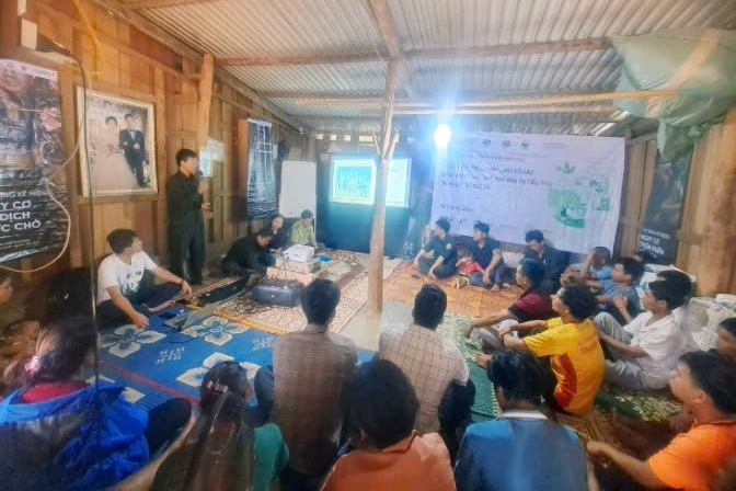 Public awareness activities to promote biodiversity conservation among local people at the Bac Huong Hoa Nature Reserve. Photo: Bac Huong Hoa Nature Reserve.