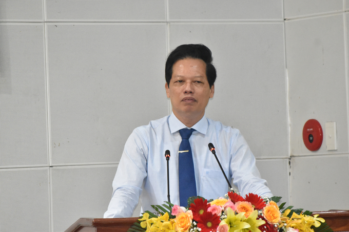 Mr. Nguyen Thanh Dieu, Vice Chairman of Tien Giang Provincial People's Committee, said that coconut trees play an important role in the lives of Tien Giang people. Photo: Minh Dam.