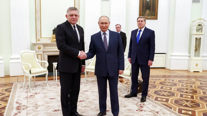 Thủ tướng Slovakia Robert Fico gặp Tổng thống Nga Vladimir Putin tối 22/12. Ảnh: Sputnik.